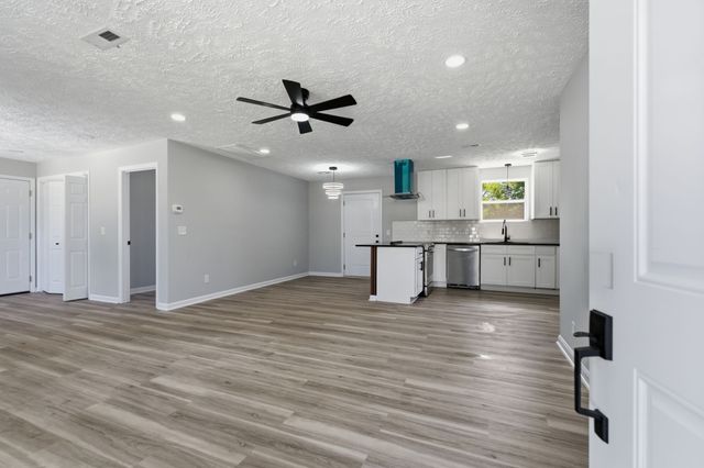 8019 Cooper Dr, Murfreesboro, TN 37129