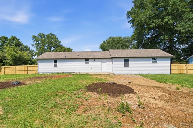8019 Cooper Dr, Murfreesboro, TN 37129