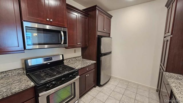 207 Canter Court, Goshen, NY 10924