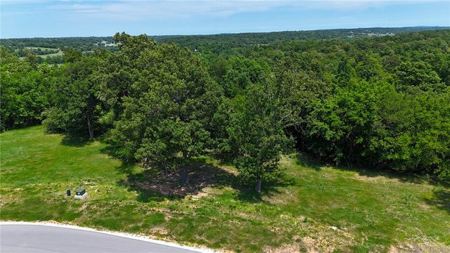 6118 W Primeark Horizon Drive, Fayetteville, AR 72704