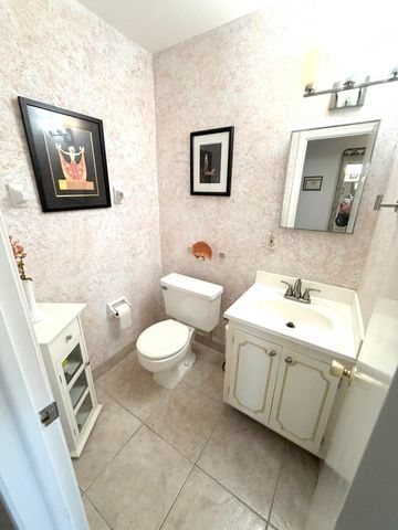 2541 Red Hibiscus Boulevard 31-B, Delray Beach, FL 33445