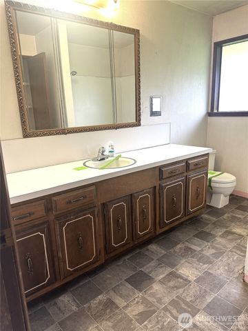 252 Porter Creek Road, Elma, WA 98541