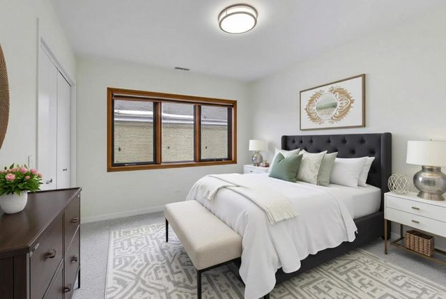 1209 E Davis Street E 3, Arlington Heights, IL 60005