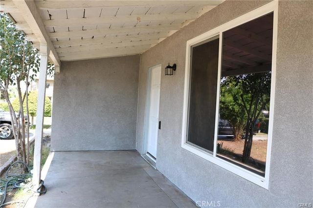 27338 Foster, Highland, CA 92346