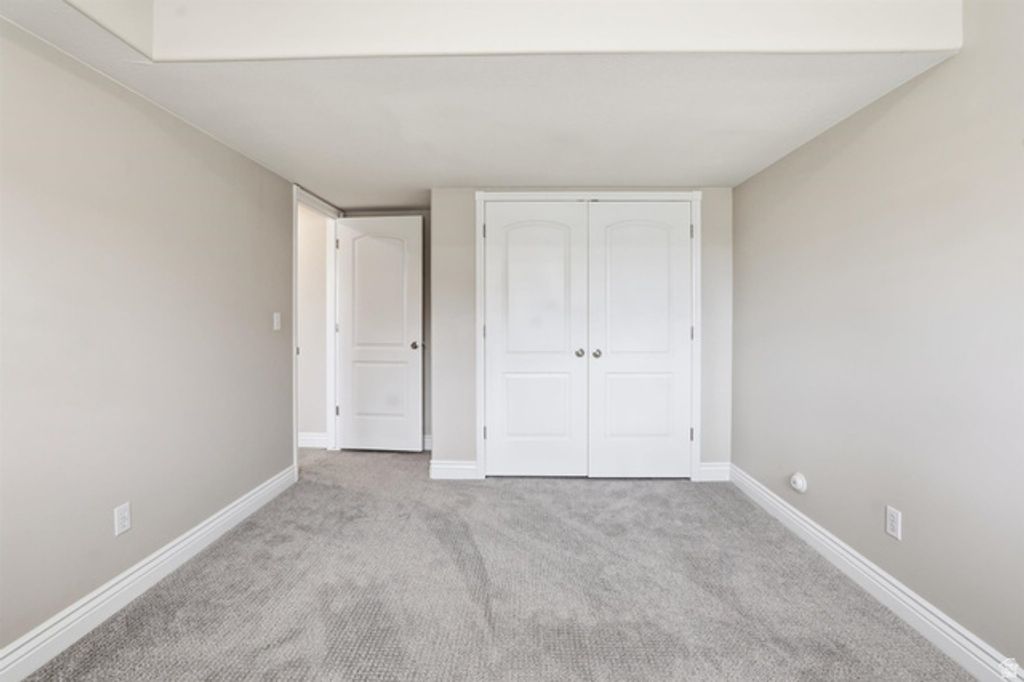 Image 46 of property listing at 2026 W RANCH RD, Farmington, UT 84025