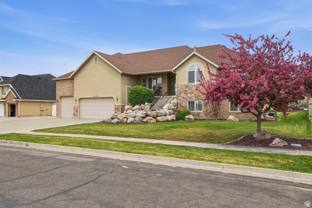 Image 57 of property listing at 2026 W RANCH RD, Farmington, UT 84025