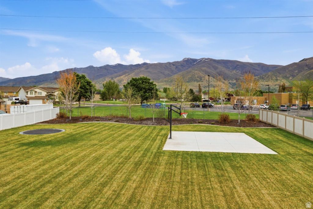 Image 63 of property listing at 2026 W RANCH RD, Farmington, UT 84025