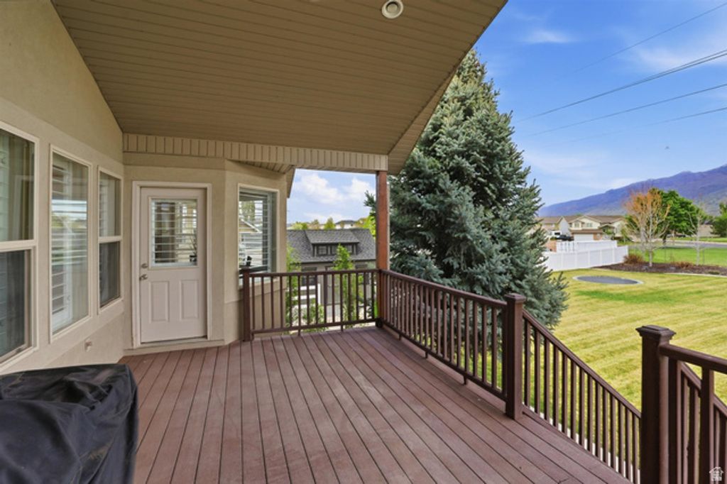Image 66 of property listing at 2026 W RANCH RD, Farmington, UT 84025