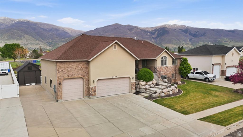 Image 67 of property listing at 2026 W RANCH RD, Farmington, UT 84025