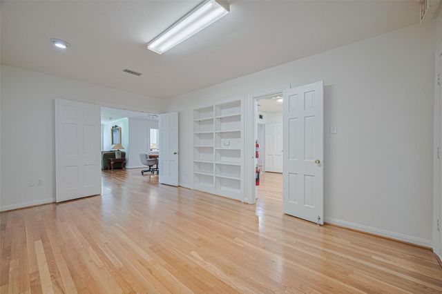 826 Heights Blvd, Houston, TX 77007