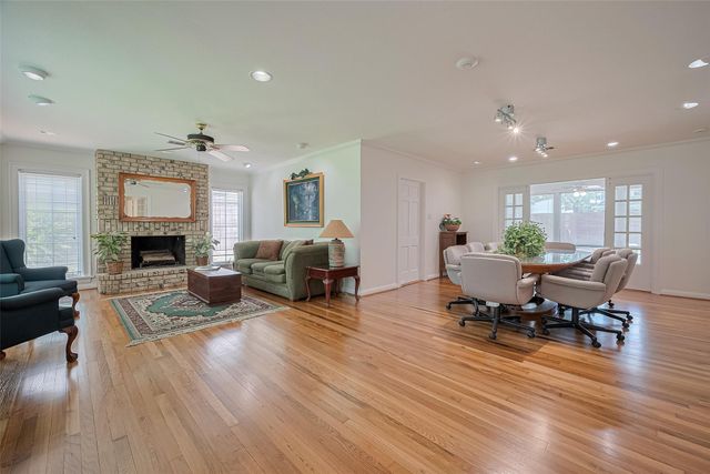 826 Heights Blvd, Houston, TX 77007