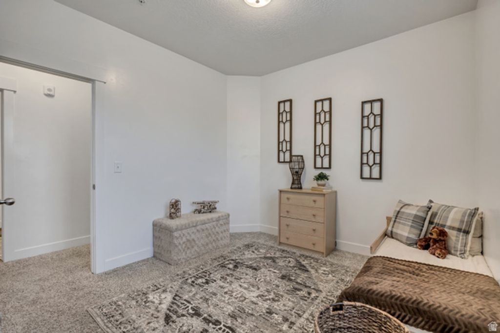 Image 13 of property listing at 1776 W NEWCASTLE LN #A302, Saratoga Springs, UT 84045