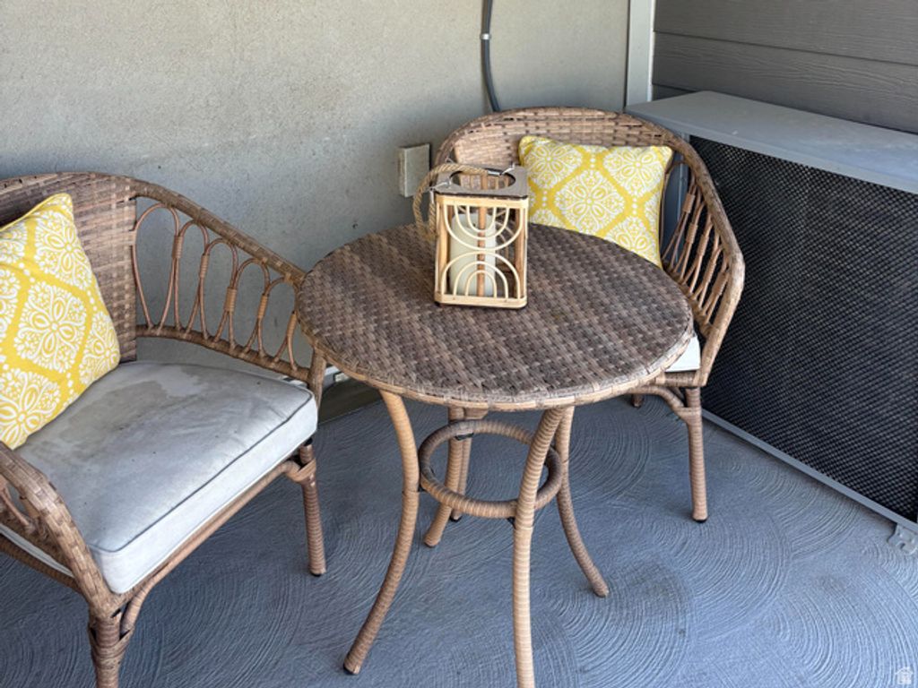 Image 18 of property listing at 1776 W NEWCASTLE LN #A302, Saratoga Springs, UT 84045