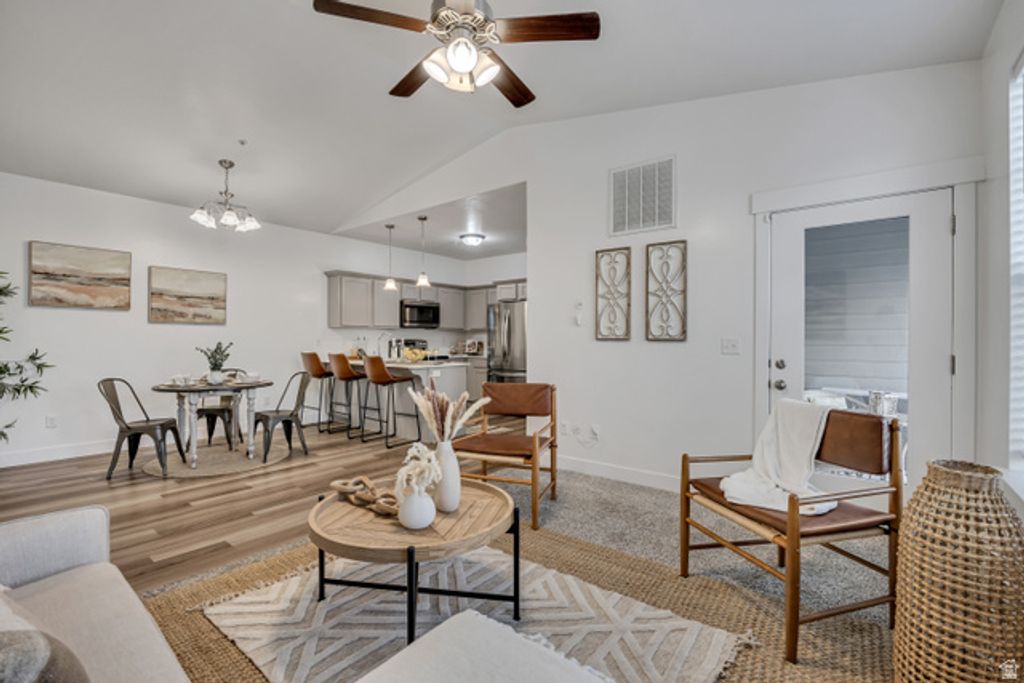 Image 3 of property listing at 1776 W NEWCASTLE LN #A302, Saratoga Springs, UT 84045
