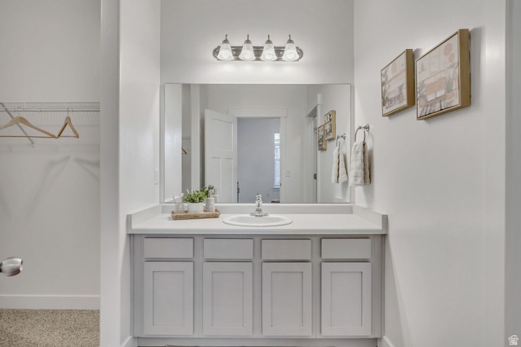 Image 9 of property listing at 1776 W NEWCASTLE LN #A302, Saratoga Springs, UT 84045