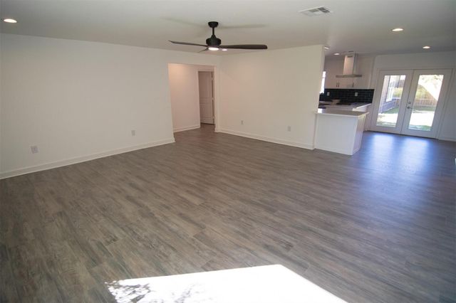 5534 Pagewood Lane Lane, Houston, TX 77056