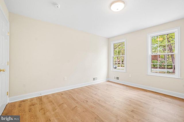7004 40TH AVE, Hyattsville, MD 20782