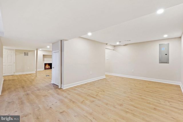 7004 40TH AVE, Hyattsville, MD 20782