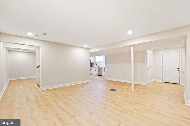 7004 40TH AVE, Hyattsville, MD 20782