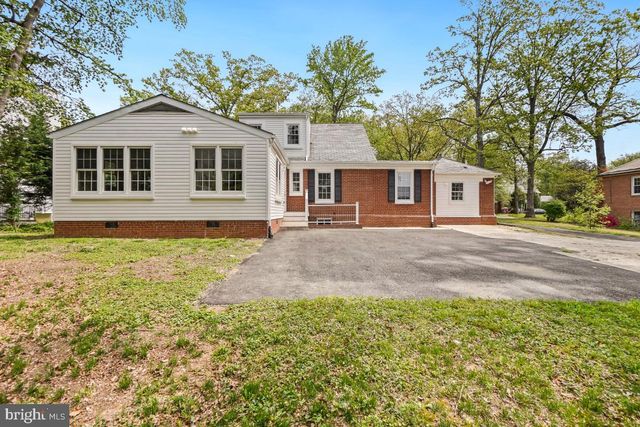 7004 40TH AVE, Hyattsville, MD 20782