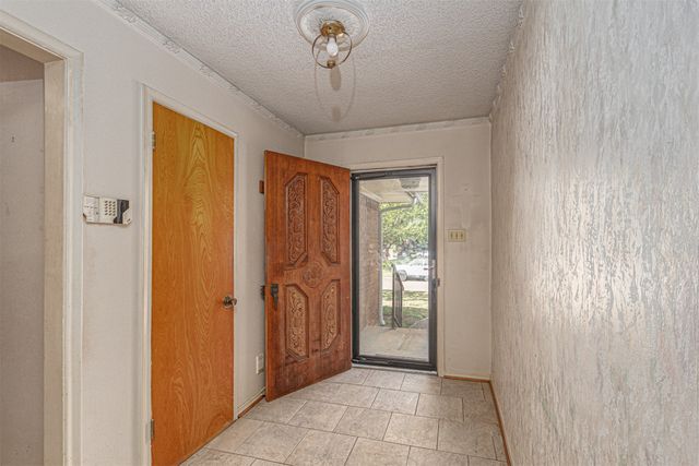 5324 Urban Crest Street, Dallas, TX 75227