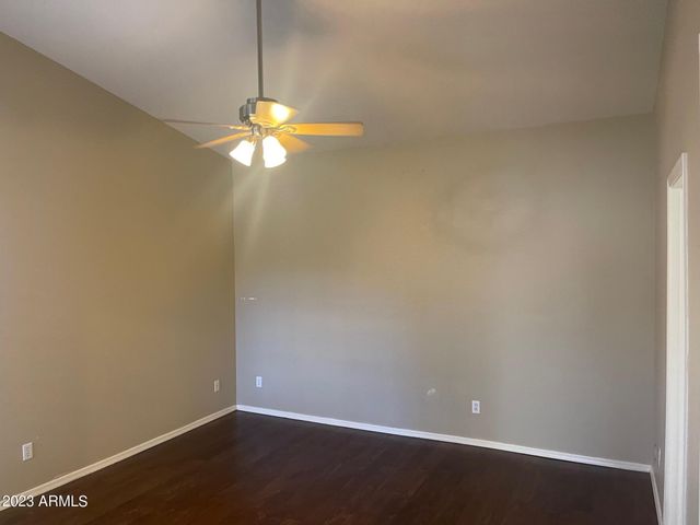 6668 W Rose Garden Lane, Glendale, AZ 85308