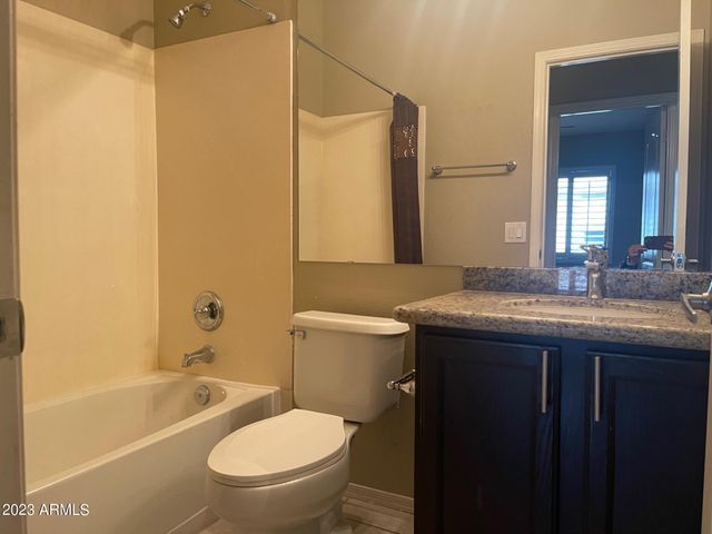 6668 W Rose Garden Lane, Glendale, AZ 85308
