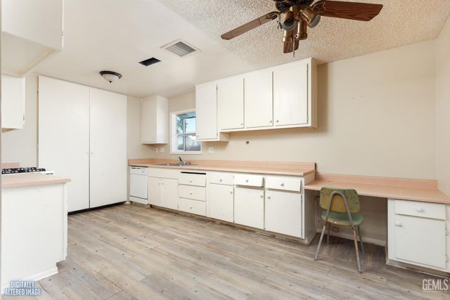 40991 179th Street, Lancaster, CA 93535