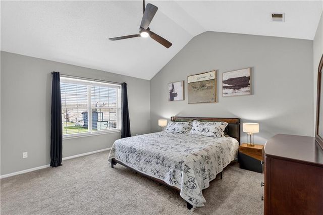 5583 Sunrise Meadow Lane 89-C, Lee's Summit, MO 64064