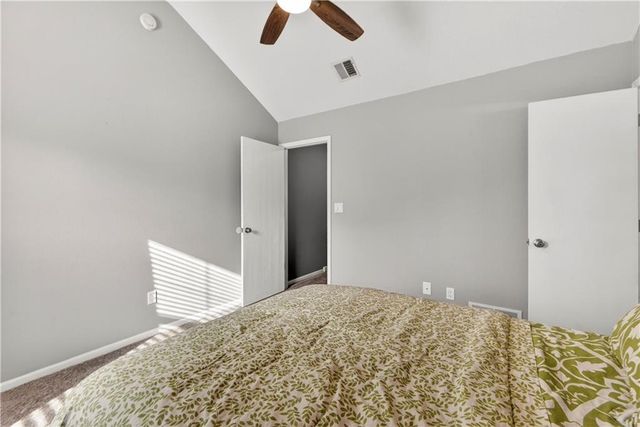 5583 Sunrise Meadow Lane 89-C, Lee's Summit, MO 64064