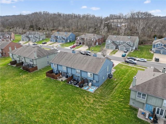 5583 Sunrise Meadow Lane 89-C, Lee's Summit, MO 64064