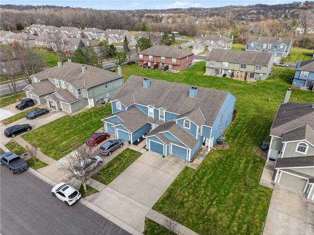 5583 Sunrise Meadow Lane 89-C, Lee's Summit, MO 64064