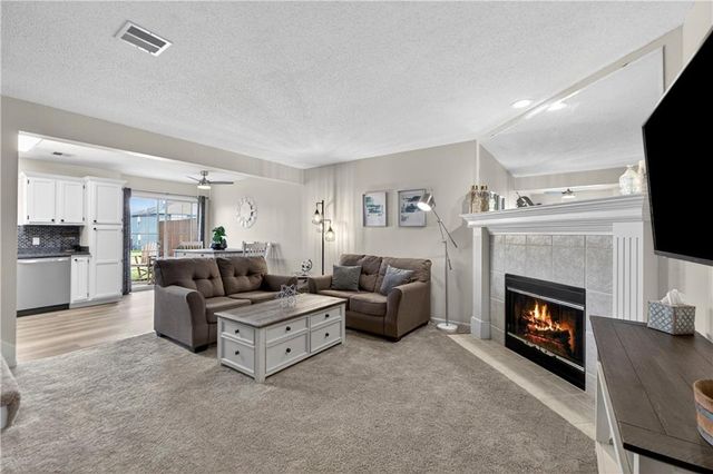 5583 Sunrise Meadow Lane 89-C, Lee's Summit, MO 64064