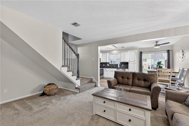 5583 Sunrise Meadow Lane 89-C, Lee's Summit, MO 64064