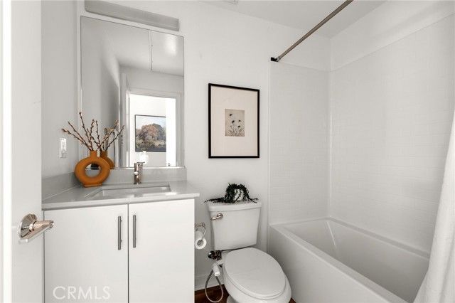 210 Placemark, Irvine, CA 92614