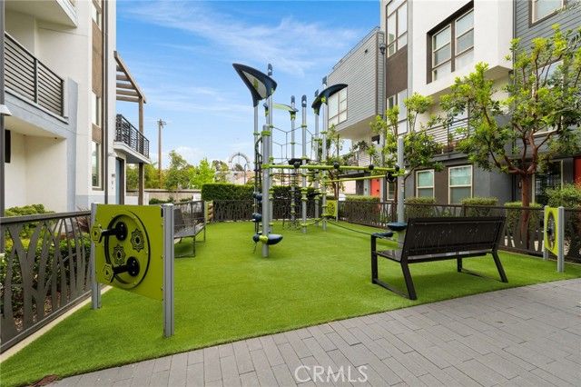 210 Placemark, Irvine, CA 92614