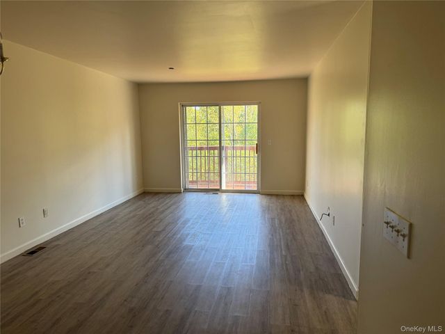 1191 Maggie Road 8-11, Newburgh, NY 12550