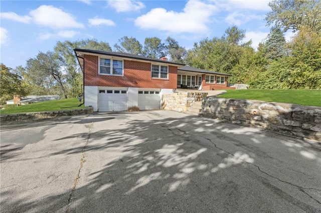 8552 Lafayette Avenue, Kansas City, KS 66109