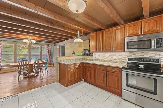 8552 Lafayette Avenue, Kansas City, KS 66109