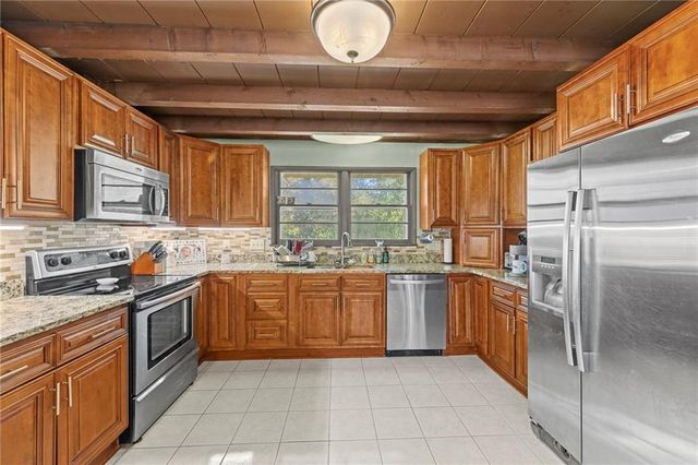 8552 Lafayette Avenue, Kansas City, KS 66109