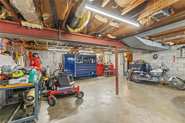 8552 Lafayette Avenue, Kansas City, KS 66109