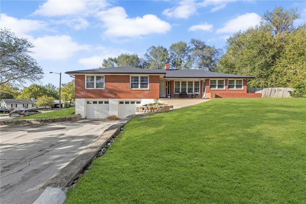 8552 Lafayette Avenue, Kansas City, KS 66109