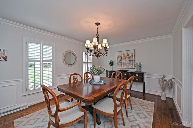 6453 Oldbarn Court, Madeira, OH 45243
