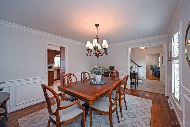6453 Oldbarn Court, Madeira, OH 45243