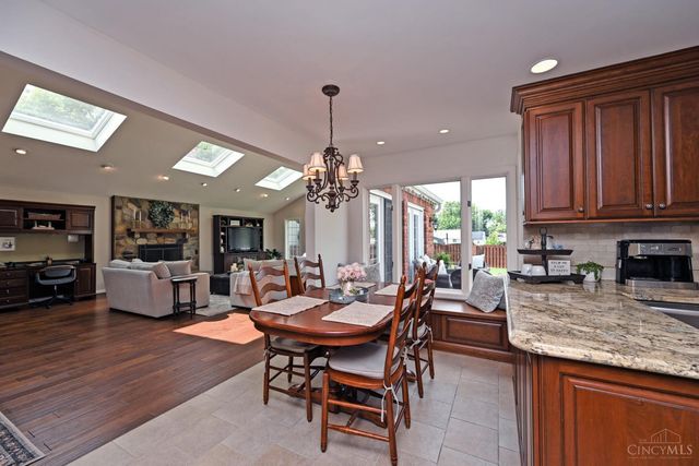 6453 Oldbarn Court, Madeira, OH 45243