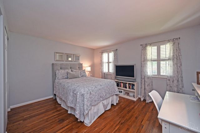 6453 Oldbarn Court, Madeira, OH 45243