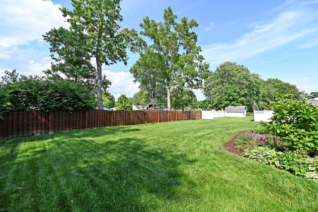 6453 Oldbarn Court, Madeira, OH 45243
