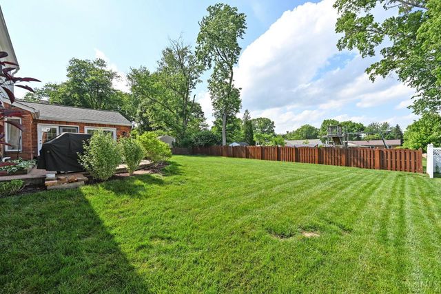 6453 Oldbarn Court, Madeira, OH 45243
