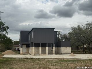 174 Red Fox, Poteet, TX 78065