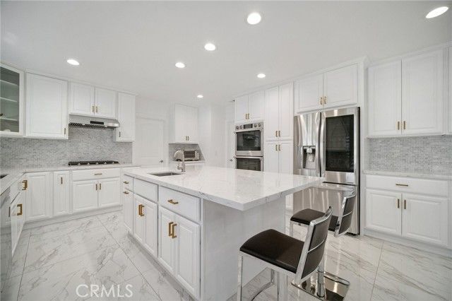 17158 Citronia Street, Northridge (los Angeles), CA 91325